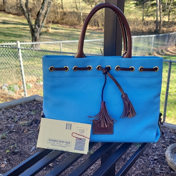Dooney & Bourke Handbags - Dooney And Bourke Tassle Tote
